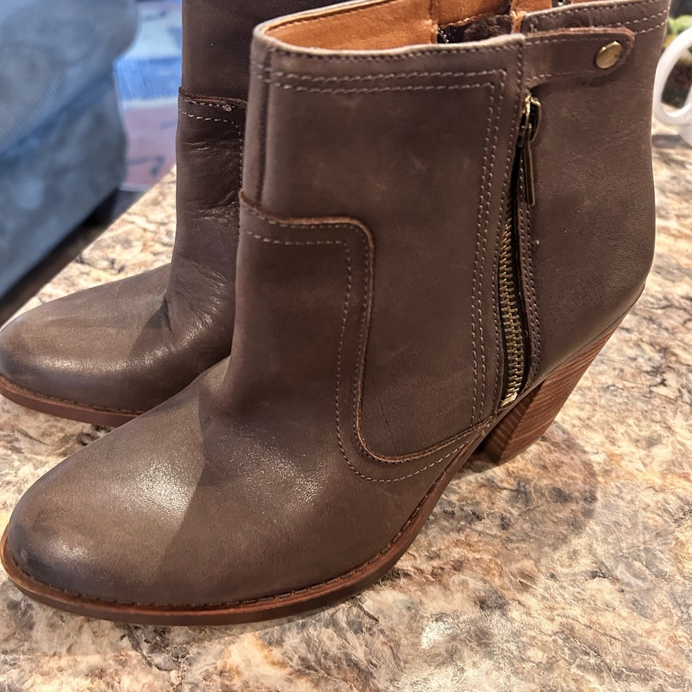 Ladies Lucky Brand Ankle Boots Chocolate Brown